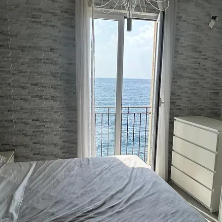 Apartment Salto Nel Blu Genoa